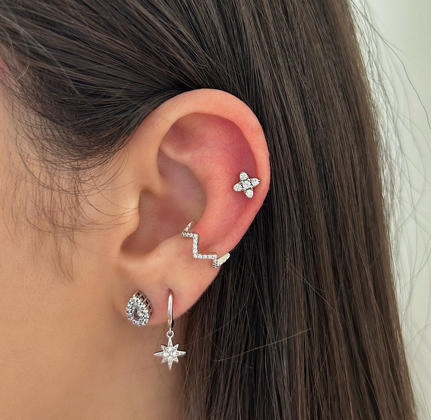 Zig Zag Pavé Ear Cuff - Heloga Pratas