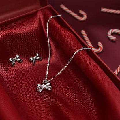 Princess Bow Necklace